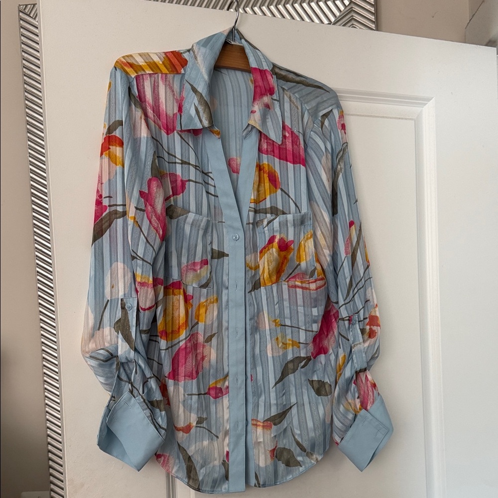 White House Black Market Blue Floral Blouse